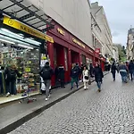 Un Studio Au Sacre Coeur Montmartre